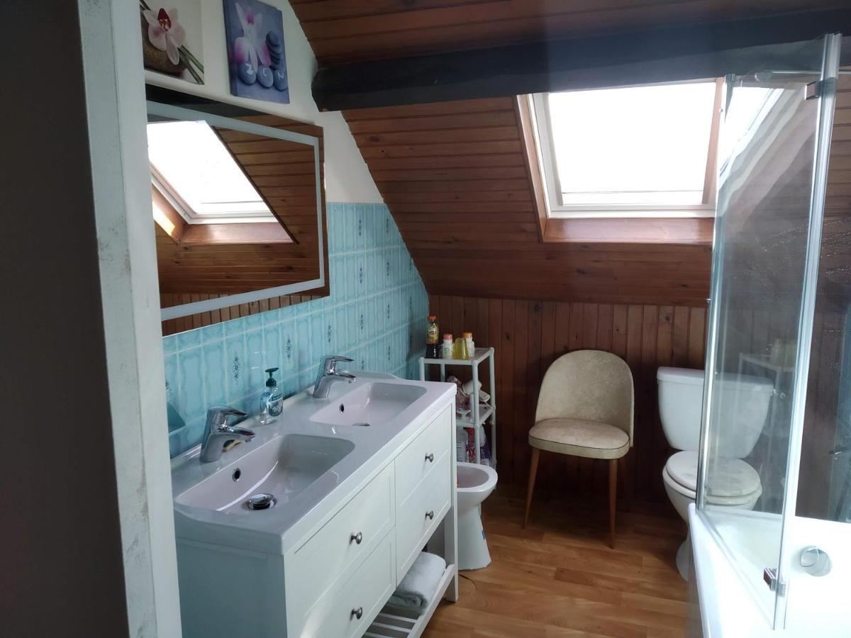 Bed and Breakfast La Longere Des Gillettes Bezenet Екстер'єр фото