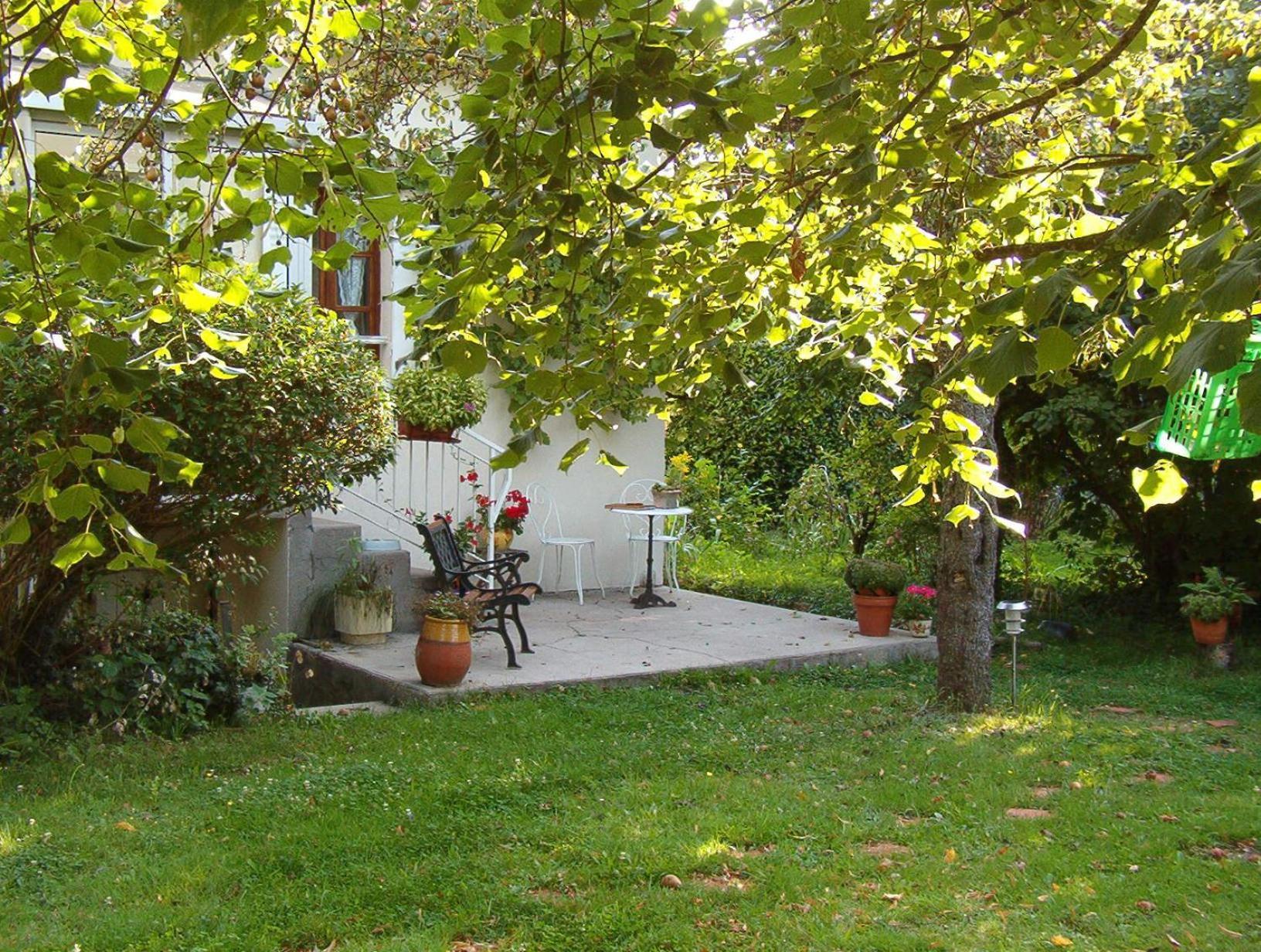 Bed and Breakfast La Longere Des Gillettes Bezenet Екстер'єр фото